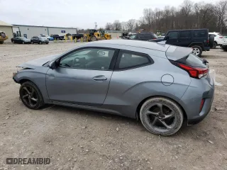 2019 Hyundai Veloster 2.0 with VIN KMHTG6AF8KU017103, listed as a Copart auction lot 47827495 with 131,058 mi miles and Salvage Title. Bid and sale history available at carsss.com. Image 2.