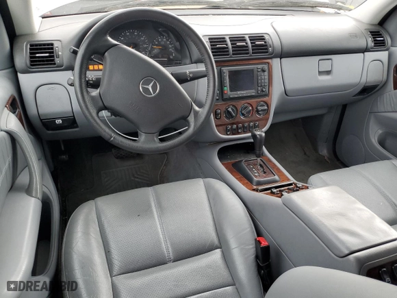 2000 Mercedes-Benz M-Class with VIN 4JGAB54E8YA191024, listed as a Copart auction lot 42851745 with 85,059 mi miles and Clean Title. Bid and sale history available at carsss.com. Image 8.