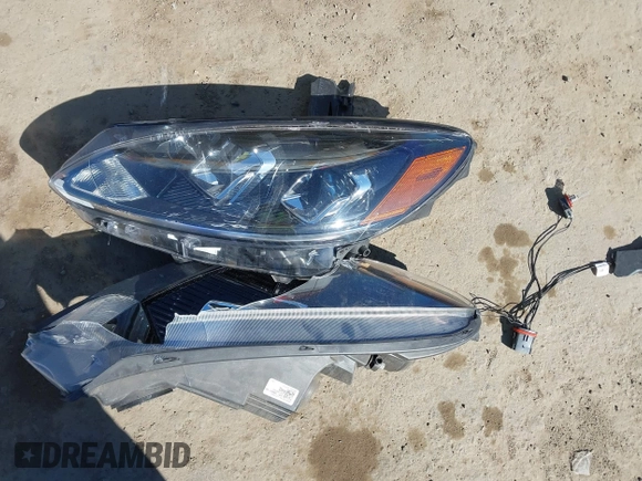 2021 Ford Escape SE Hybrid с VIN 1FMCU9BZ7MUB03539, выставлен на аукционе IAAI как лот 41701482 с пробегом 50 834 миль миль и . История ставок и продаж доступна на DreamBid. Изображение 12.