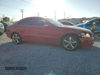 2007 Mercedes-Benz CLK 350 with VIN WDBTJ56H97F227410, listed as a Copart auction lot 44182255 with 211,780 mi miles and Salvage title. Bid and sale history available at DreamBid. Image 4.