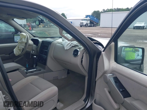 2006 Ford Explorer XLT с VIN 1FMEU73E16ZA27654, выставлен на аукционе IAAI как лот 42376989 с пробегом 172 887 миль миль и . История ставок и продаж доступна на DreamBid. Изображение 5.