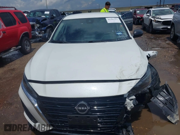 2024 Nissan Altima SV with VIN 1N4BL4DV0RN350117, listed as a IAAI auction lot 42582517 with 5,180 mi miles and . Bid and sale history available at DreamBid. Image 12.