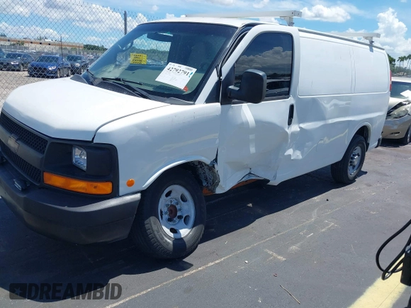 2012 Chevrolet Express Cargo z VIN 1GCWGFCA1C1144412, wystawiony jako IAAI lot #42792791 z przebiegiem 182 242 mil mil oraz . Historia ofert i sprzedaży dostępna na DreamBid. Obrazek 17.