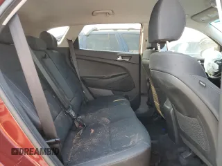 2019 Hyundai Tucson Value z VIN KM8J33A40KU002904, wystawiony jako Copart lot #51064805 z przebiegiem 71 435 mil mil oraz Szkoda całkowita • Salvage title. Historia ofert i sprzedaży dostępna na DreamBid. Obrazek 11.