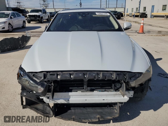 2018 Jaguar XE 25t Premium with VIN SAJAD4FX8JCP32379, listed as a Copart auction lot 72057744 with 55,313 mi miles and Clean Title. Bid and sale history available at carsss.com. Image 5.