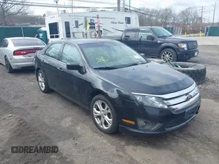 2012 Ford Fusion SE z VIN 3FAHP0HA5CR277846, wystawiony jako IAAI lot #42014139 z przebiegiem 179 538 mil mil oraz . Historia ofert i sprzedaży dostępna na DreamBid. Obrazek 1.
