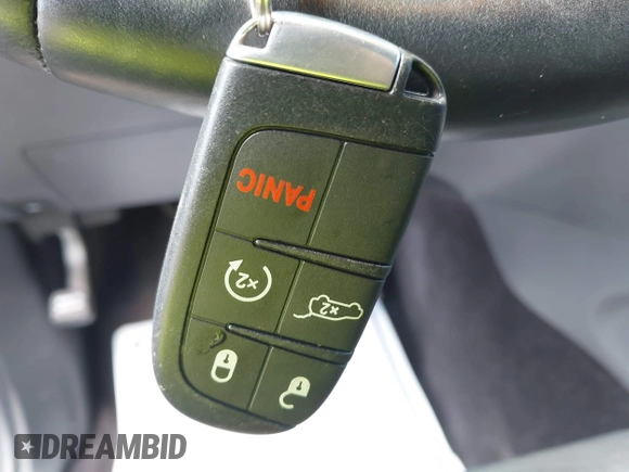 2017 Jeep Grand Cherokee Limited with VIN 1C4RJFBG4HC776952, listed as a IAAI auction lot 42607220 with 82,142 mi miles and . Bid and sale history available at DreamBid. Image 11.