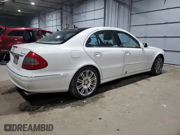 2007 Mercedes-Benz E-Class 3.5L with VIN WDBUF87X27X222427, listed as a Copart auction lot 85656954 with 170,647 mi miles and Salvage Title. Bid and sale history available at carsss.com. Image 3.