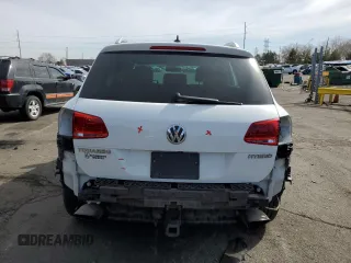 2012 Volkswagen Touareg с VIN WVGEG9BP1CD007581, выставлен на аукционе Copart как лот 47958355 с пробегом 79 649 миль миль и Списание • Salvage title. История ставок и продаж доступна на DreamBid. Изображение 6.