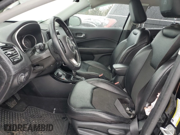 2020 Jeep Compass Latitude with VIN 3C4NJDBB6LT205290, listed as a Copart auction lot 86425454 with 68,670 mi miles and Salvage title. Bid and sale history available at DreamBid. Image 7.