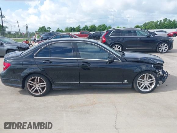 2013 Mercedes-Benz C 300 Sport с VIN WDDGF8AB0DR296995, выставлен на аукционе IAAI как лот 42663030 с пробегом 140 805 миль миль и . История ставок и продаж доступна на DreamBid. Изображение 14.