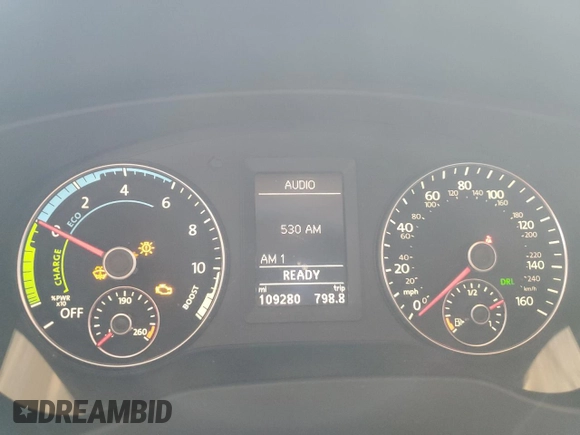 2013 Volkswagen Jetta Hybrid SE z VIN 3VW637AJXDM259158, wystawiony jako Copart lot #50423615 z przebiegiem 109 280 mil mil oraz Szkoda całkowita • Salvage title. Historia ofert i sprzedaży dostępna na DreamBid. Obrazek 9.