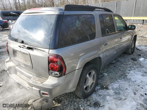2005 Chevrolet TrailBlazer LS with VIN 1GNET16S956172860, listed as a Copart auction lot 42287255 with 206,222 mi miles and Clean Title. Bid and sale history available at carsss.com. Image 3.
