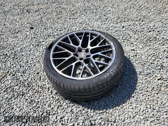 2021 Porsche Macan S z VIN WP1AB2A59MLB30124, wystawiony jako Copart lot #56341795 z przebiegiem 36 969 mil mil oraz Szkoda całkowita • Salvage title. Historia ofert i sprzedaży dostępna na DreamBid. Obrazek 13.