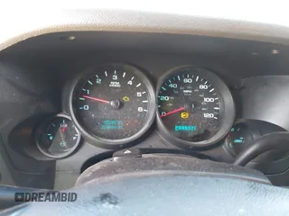 2008 Chevrolet Silverado 1500 Work Truck with VIN 1GCEK14C88Z136619, listed as a IAAI auction lot 41769536 with 201,884 mi miles. Bid and sale history available at carsss.com. Image 7.