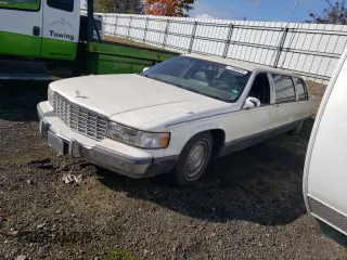 1995 Cadillac Fleetwood z VIN 1G6DW52P2SR700272, wystawiony jako Copart lot #77906824 z przebiegiem Nie podano mil oraz Szkody całkowita. Historia ofert i sprzedaży dostępna na DreamBid. Obrazek 1.