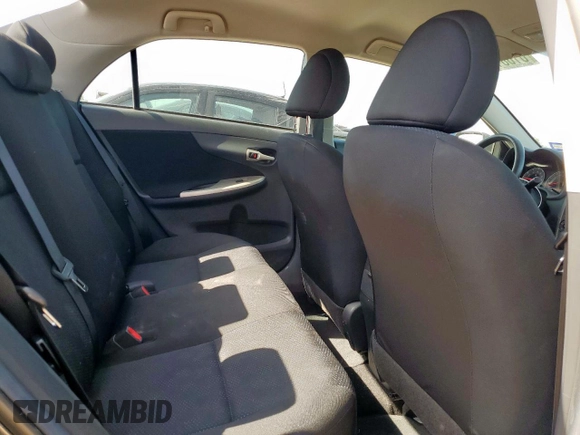 2010 Toyota Corolla z VIN 2T1BU4EE9AC507172, wystawiony jako Copart lot #61681155 z przebiegiem 59 753 mil mil oraz Szkoda całkowita • Salvage title. Historia ofert i sprzedaży dostępna na DreamBid. Obrazek 10.