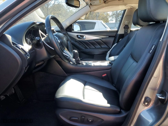 2020 Infiniti Q50 EDITION 30 with VIN JN1EV7AP7LM203723, listed as a Copart auction lot 81773534 with 33,985 mi miles and Salvage Title. Bid and sale history available at carsss.com. Image 7.