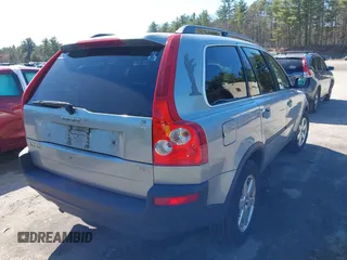 2005 Volvo XC90 with VIN YV1CZ592851158375, listed as a IAAI auction lot 41952087 with 183,797 mi miles. Bid and sale history available at carsss.com. Image 4.