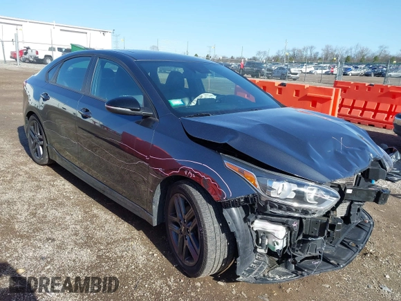 2020 Kia Forte GT-Line with VIN 3KPF34AD0LE256192, listed as a IAAI auction lot 39151103 with 188,545 mi miles. Bid and sale history available at carsss.com. Image 1.