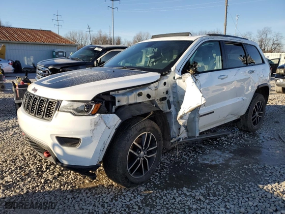 2018 Jeep Grand Cherokee Trailhawk with VIN 1C4RJFLG9JC358150, listed as a Copart auction lot 44916725 with 95,430 mi miles and Salvage Title. Bid and sale history available at carsss.com. Image 1.