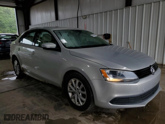 2011 Volkswagen Jetta SE with VIN 3VWBZ7AJ7BM383463, listed as a Copart auction lot 64434495 with 176,161 mi miles and Clean title. Bid and sale history available at DreamBid. Image 4.