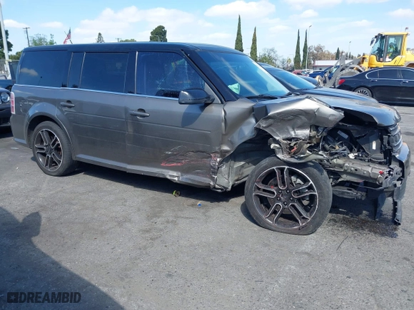 2014 Ford Flex SEL with VIN 2FMGK5C87EBD15046, listed as a IAAI auction lot 41719837 with 140,461 mi miles. Bid and sale history available at carsss.com. Image 13.