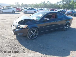 2011 Volvo C70 с VIN YV1672MC6BJ114811, выставлен на аукционе IAAI как лот 42296694 с пробегом 130 134 миль миль и . История ставок и продаж доступна на DreamBid. Изображение 2.