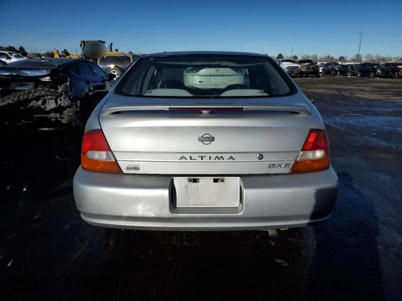 1999 Nissan Altima XE with VIN 1N4DL01D3XC204946, listed as a Copart auction lot 87009404 with 184,731 mi miles and Non Repairable. Bid and sale history available at carsss.com. Image 6.