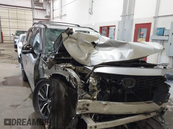 2021 Toyota Highlander XSE with VIN 5TDJZRBH8MS072794, listed as a IAAI auction lot 42521509 with 67,058 mi miles and . Bid and sale history available at DreamBid. Image 12.