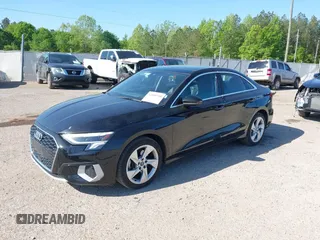 2023 Audi A3 Premium z VIN WAUAUDGY1PA070894, wystawiony jako IAAI lot #42045730 z przebiegiem 52 397 mil mil oraz . Historia ofert i sprzedaży dostępna na DreamBid. Obrazek 17.