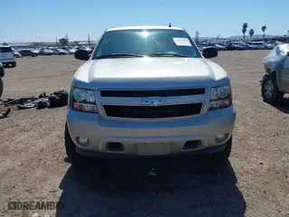 2007 Chevrolet Tahoe LT with VIN 1GNFC13JX7R132823, listed as a IAAI auction lot 41824219 with 1 mi miles. Bid and sale history available at carsss.com. Image 13.