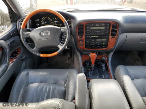 2001 Lexus LX 470 with VIN JTJHT00W313509544, listed as a Copart auction lot 69942924 with 174,635 mi miles and Clean Title. Bid and sale history available at carsss.com. Image 8.