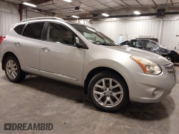 2011 Nissan Rogue SV z VIN JN8AS5MV2BW252693, wystawiony jako IAAI lot #42217693 z przebiegiem 154 278 mil mil oraz . Historia ofert i sprzedaży dostępna na DreamBid. Obrazek 1.