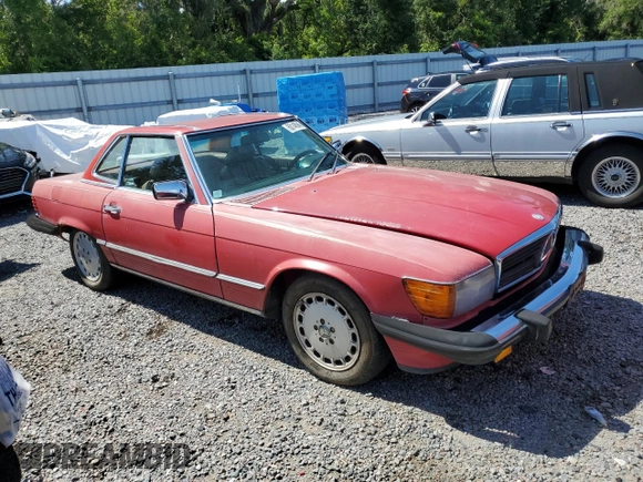 1986 Mercedes-Benz 560 SL z VIN WDBBA48D3GA038202, wystawiony jako Copart lot #60146945 z przebiegiem 219 226 mil mil oraz Czysty tytuł • Clean title. Historia ofert i sprzedaży dostępna na DreamBid. Obrazek 4.