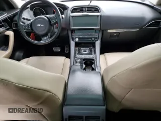 2019 Jaguar F-Pace 25t Premium with VIN SADCJ2GX2KA367489, listed as a Copart auction lot 51836315 with 124,524 mi miles and Salvage title. Bid and sale history available at DreamBid. Image 8.