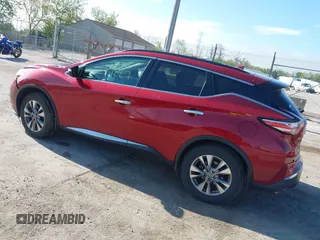 2015 Nissan Murano S z VIN 5N1AZ2MHXFN244039, wystawiony jako IAAI lot #42257227 z przebiegiem 122 038 mil mil oraz . Historia ofert i sprzedaży dostępna na DreamBid. Obrazek 3.