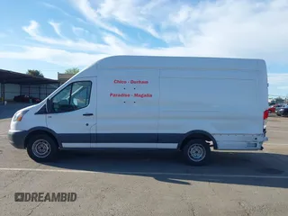 2018 Ford Transit Cargo with VIN 1FTBW3XG8JKA67561, listed as a IAAI auction lot 41997562 with 125,072 mi miles. Bid and sale history available at carsss.com. Image 15.