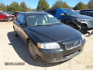 2008 Volvo S60 2.5T with VIN YV1RS592782697227, listed as a IAAI auction lot 41833433 with 1 mi miles. Bid and sale history available at carsss.com. Image 1.