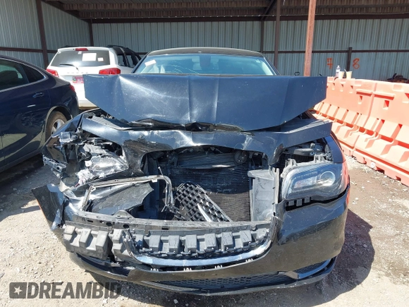 2019 Chrysler 300 Touring with VIN 2C3CCAAG8KH614299, listed as a IAAI auction lot 42008835 with 86,600 mi miles and . Bid and sale history available at DreamBid. Image 12.