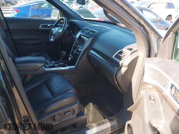 2015 Ford Explorer Limited z VIN 1FM5K8F82FGA10584, wystawiony jako IAAI lot #42203980 z przebiegiem 196 426 mil mil oraz . Historia ofert i sprzedaży dostępna na DreamBid. Obrazek 5.