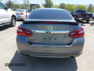 2017 Nissan Altima S z VIN 1N4AL3AP9HC236901, wystawiony jako IAAI lot #42275150 z przebiegiem 136 230 mil mil oraz . Historia ofert i sprzedaży dostępna na DreamBid. Obrazek 16.