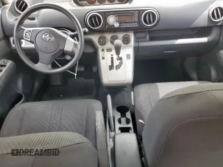 2010 Scion xB z VIN JTLZE4FE9A1101167, wystawiony jako Copart lot #57123995 z przebiegiem 201 175 mil mil oraz Szkoda całkowita • Salvage title. Historia ofert i sprzedaży dostępna na DreamBid. Obrazek 8.