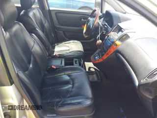 2002 Lexus RX 300 with VIN JTJHF10U520239568, listed as a IAAI auction lot 42179659 with 214,348 mi miles and . Bid and sale history available at DreamBid. Image 5.