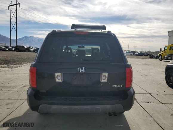 2004 Honda Pilot EX with VIN 5FNYF18684B009407, listed as a Copart auction lot 82195634 with 217,683 mi miles and Salvage Title. Bid and sale history available at carsss.com. Image 6.