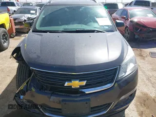 2015 Chevrolet Traverse LS z VIN 1GNKVFED7FJ203566, wystawiony jako IAAI lot #41783373 z przebiegiem 147 309 mil mil oraz . Historia ofert i sprzedaży dostępna na DreamBid. Obrazek 12.