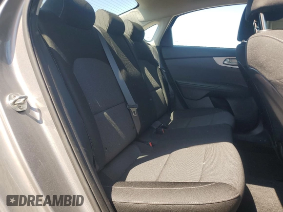 2022 Kia Forte LXS with VIN 3KPF24ADXNE424507, listed as a Copart auction lot 52427235 with 57,205 mi miles and Salvage Title. Bid and sale history available at DreamBid. Image 10.