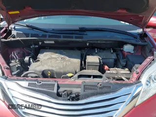 2012 Toyota Sienna XLE AAS with VIN 5TDYK3DC4CS193516, listed as a IAAI auction lot 42188284 with 239,034 mi miles. Bid and sale history available at carsss.com. Image 10.