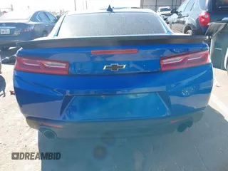 2017 Chevrolet Camaro 1LT z VIN 1G1FB1RS2H0158584, wystawiony jako IAAI lot #40488502 z przebiegiem 92 684 mil mil oraz . Historia ofert i sprzedaży dostępna na DreamBid. Obrazek 16.