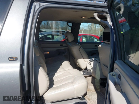 2002 Chevrolet Suburban LS with VIN 1GNFK16Z02J194579, listed as a IAAI auction lot 41753261 with 248,537 mi miles. Bid and sale history available at carsss.com. Image 8.